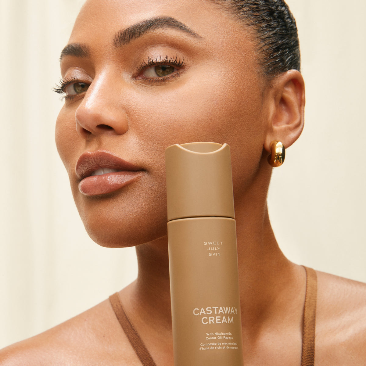 A lightweight moisturizer that boosts hydration and strengthens the moisutre barrier while providing antioxidant protection.
