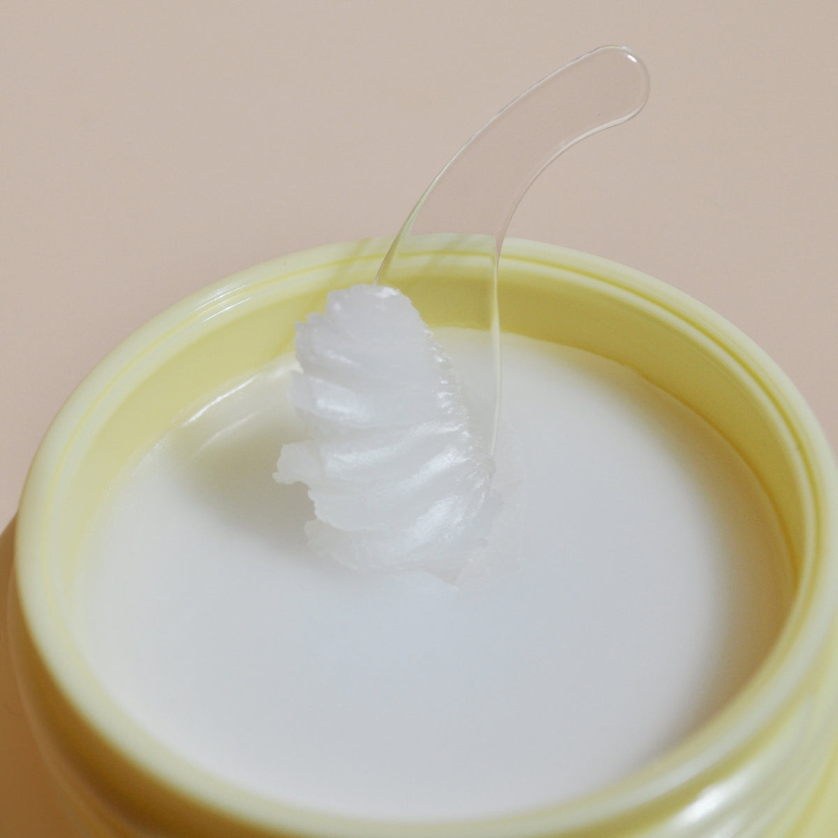 A soothing cleansing balm that melts away makeup, SPF, and buildup while nourishing skin with calming botanicals, leaving it soft, hydrated, and radiant—morning or night, with no residue or tightness.