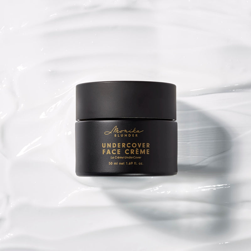 A face moisturizer with anti-inflammatory and antioxidant botanicals to help combat dehydration, hyperpigmentation, and the appearance of redness and wrinkles.