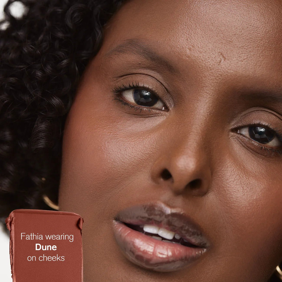 Desert Date Cream Multistick - Ami Colé