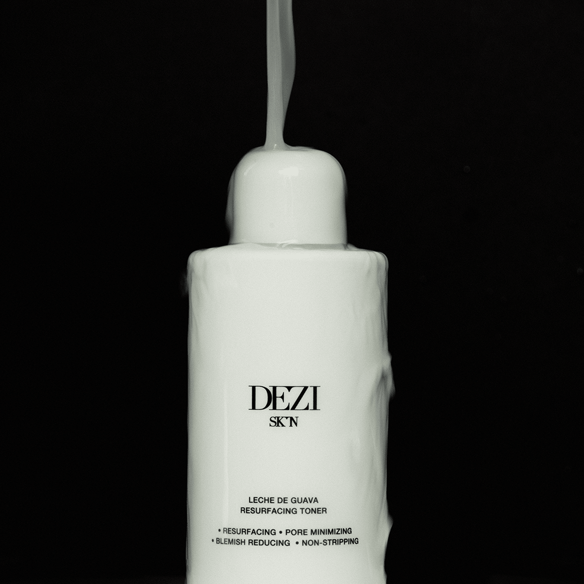 LECHE DE GUAVA Resurfacing Toner - Thirteen LuneSkincare < Moisturizers < Face TonerDezi SkinDEZSKI-50664-LDG5 fl oz / 150mlThis powerful resurfacing, pore minimizing BHA toner helps to gently treat blemishes and post-blemish marks.