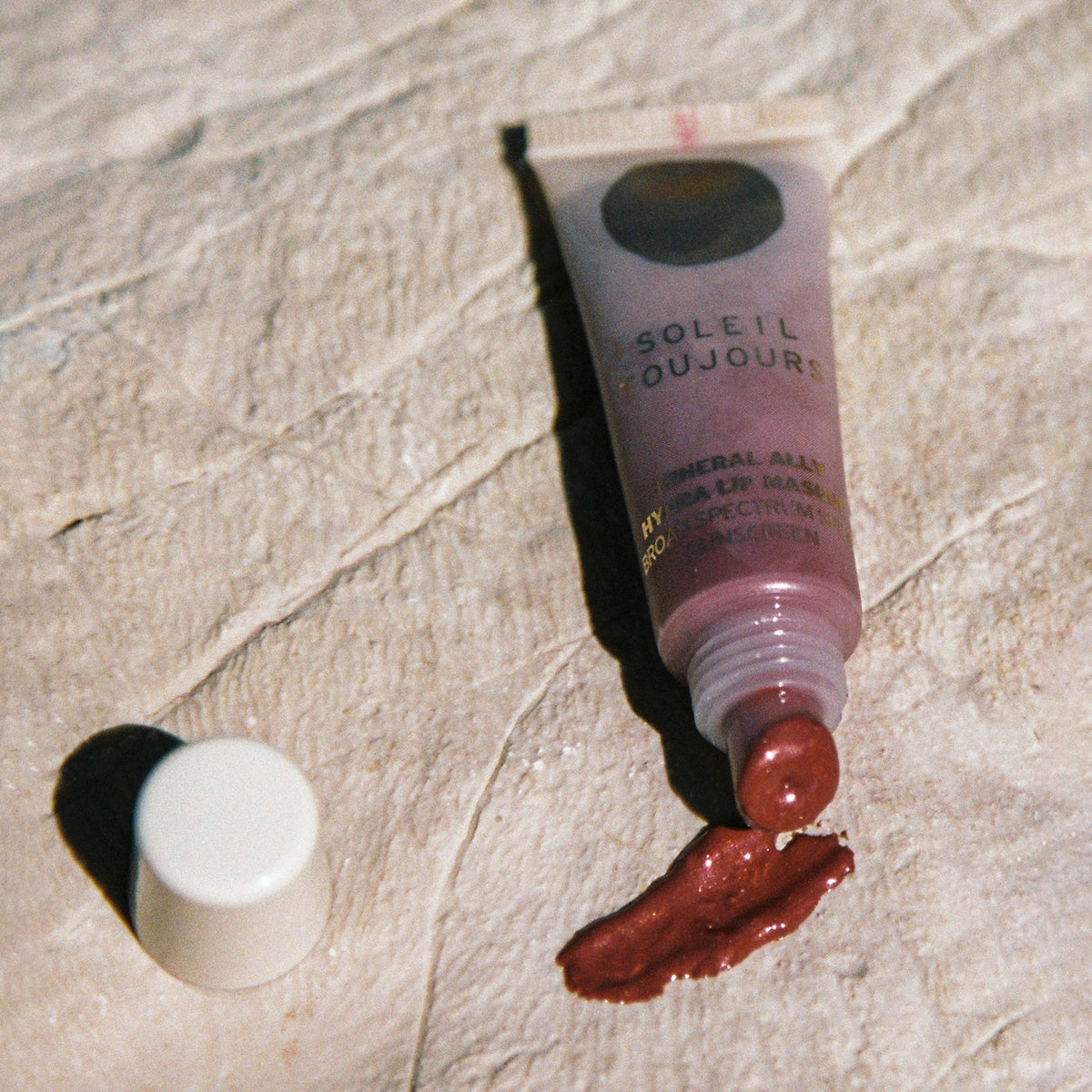 Mineral Ally Hydra Lip Masque SPF 15 - Soleil Toujours