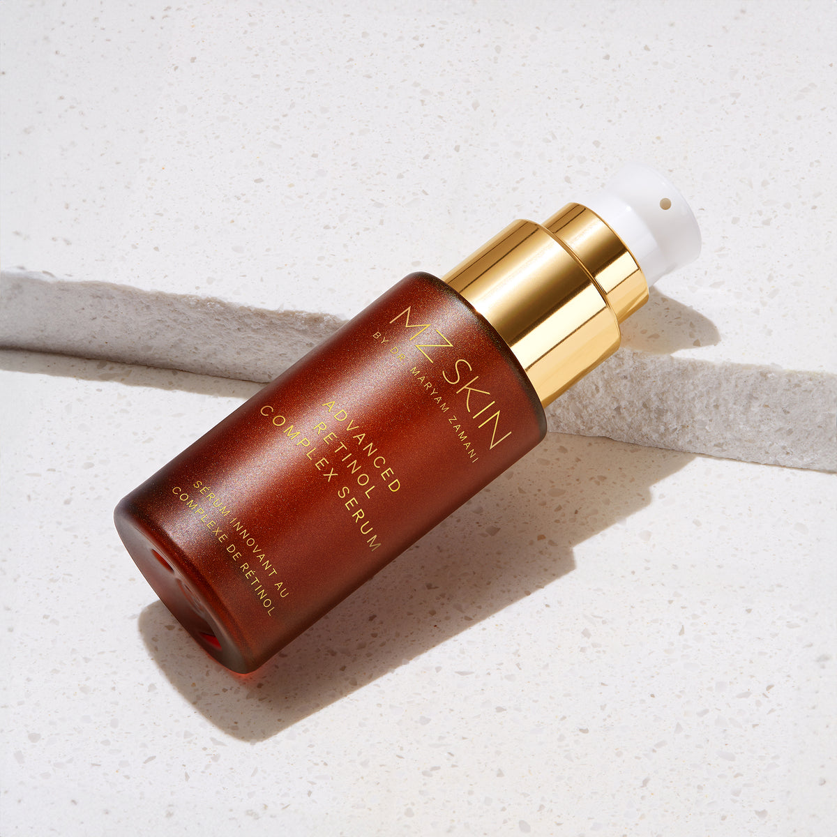 The Advanced Retinol Complex Serum utilises a triple dose of Retinol concentrate to support cell turnover and renewal to promote a smooth, even skin tone.