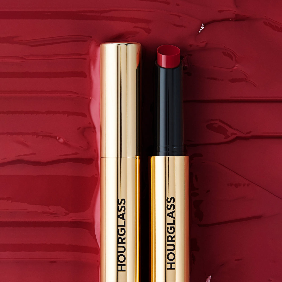 Phantom Volumizing Glossy Balm - Hourglass Cosmetics