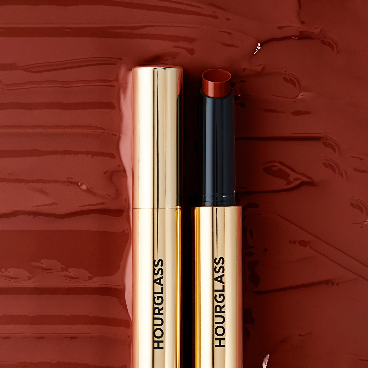 Phantom Volumizing Glossy Balm - Hourglass Cosmetics