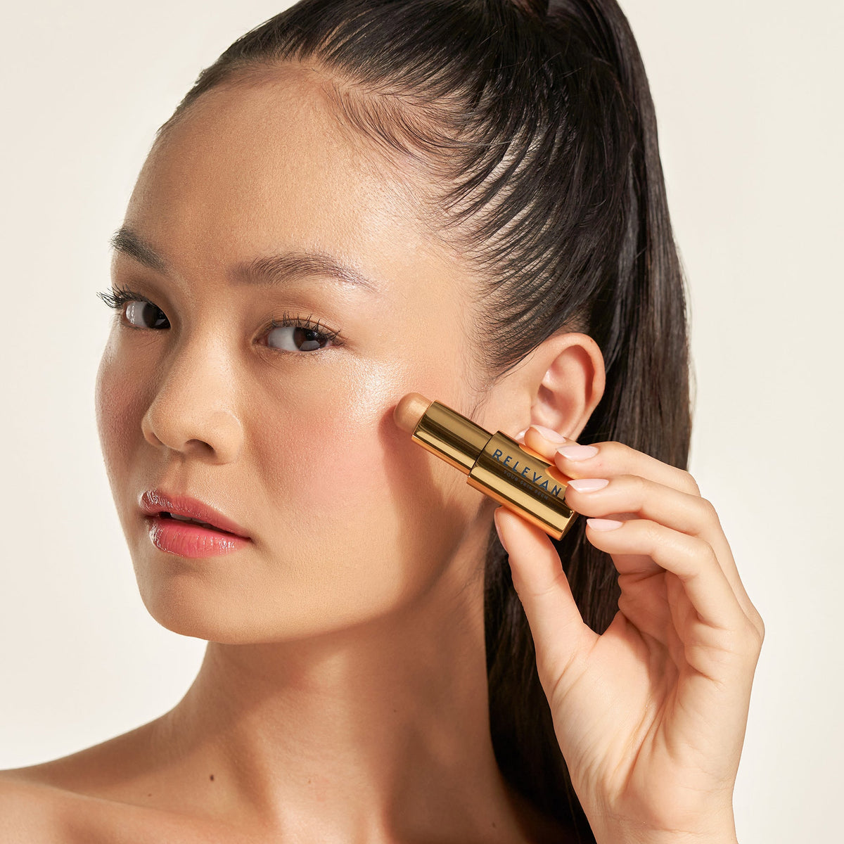 Rele-Wand™ Glossy Highlighter - Relevant: Your Skin Seen