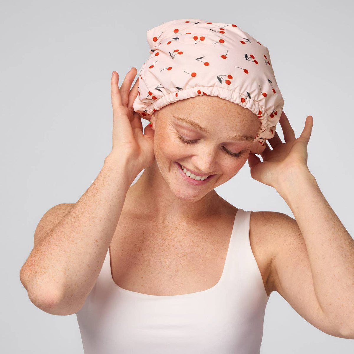 Satin-Lined Flexi Shower Cap - Cherry Print - Thirteen LuneHaircare < ToolsKITSCHSLF-SC-CHP-50934Satin-Lined Flexi Shower Cap - Cherry Print