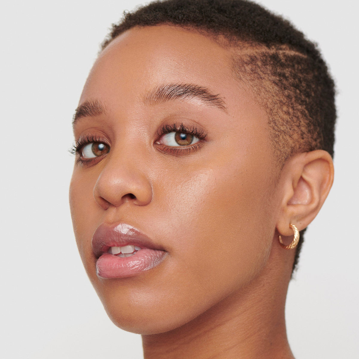 Skin Enhancing Stick Foundation - Ami Colé