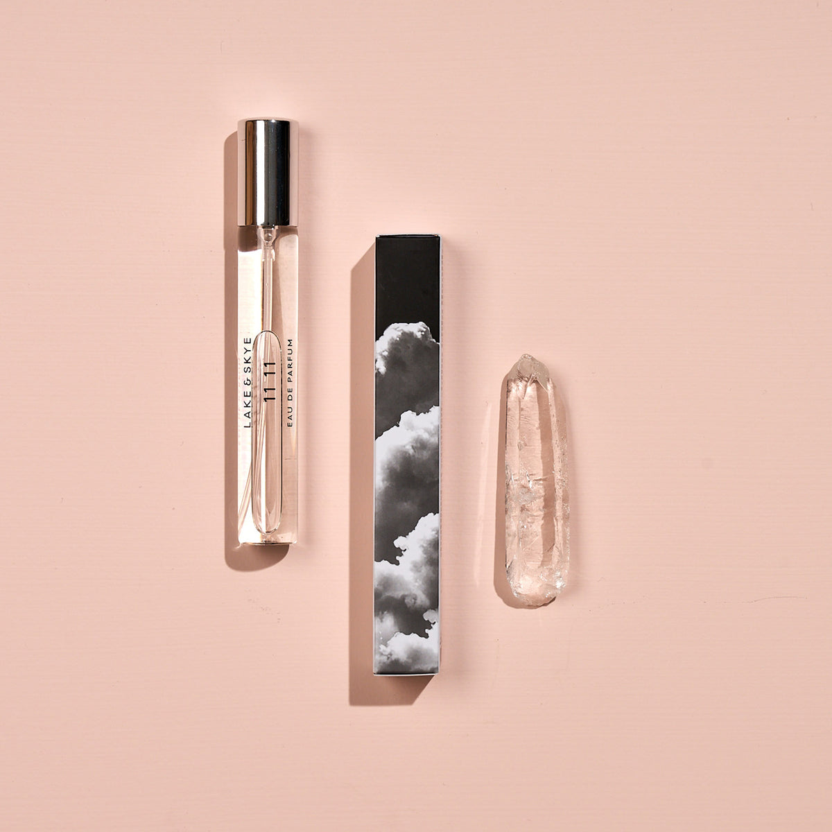 A fragrance that blends white ambers and musk for a sheer, clean, and uplifting vibe.