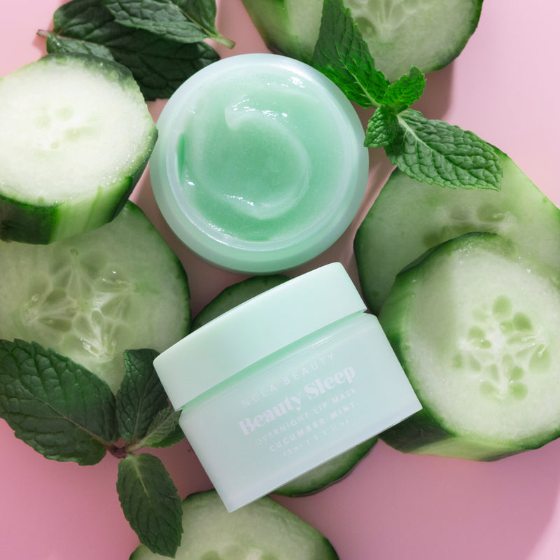 An overnight lip mask formulated with clean and vegan ingredients like castor seed oil and shea butter that hydrate, soothe, and nourish lips.