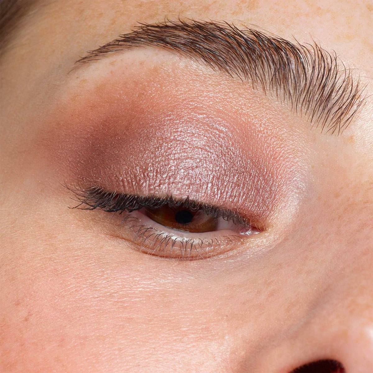Magnetic Luminous Eye Color - Nudestix