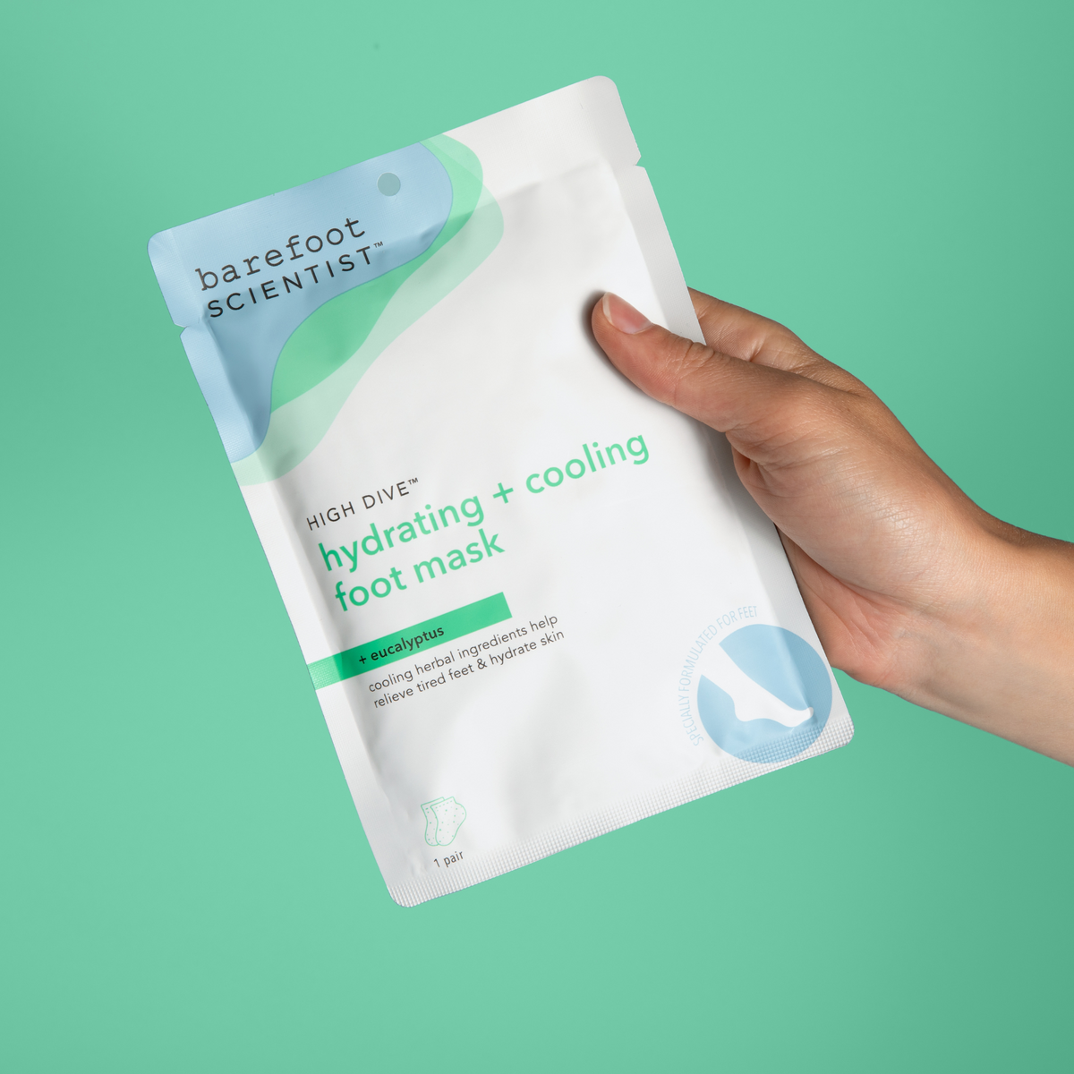 A deeply hydrating foot mask for soft, silky smooth feet.