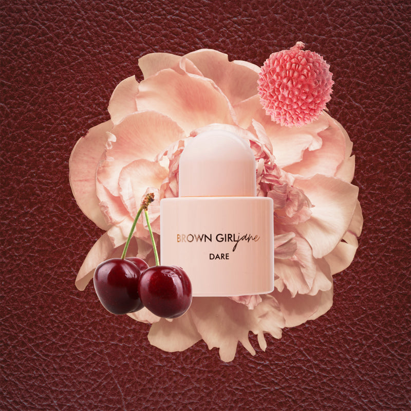 An addictive scent of juicy cherry and lychee balanced with notes of Italian leather and pink peony for a sexy and intoxicating experience.