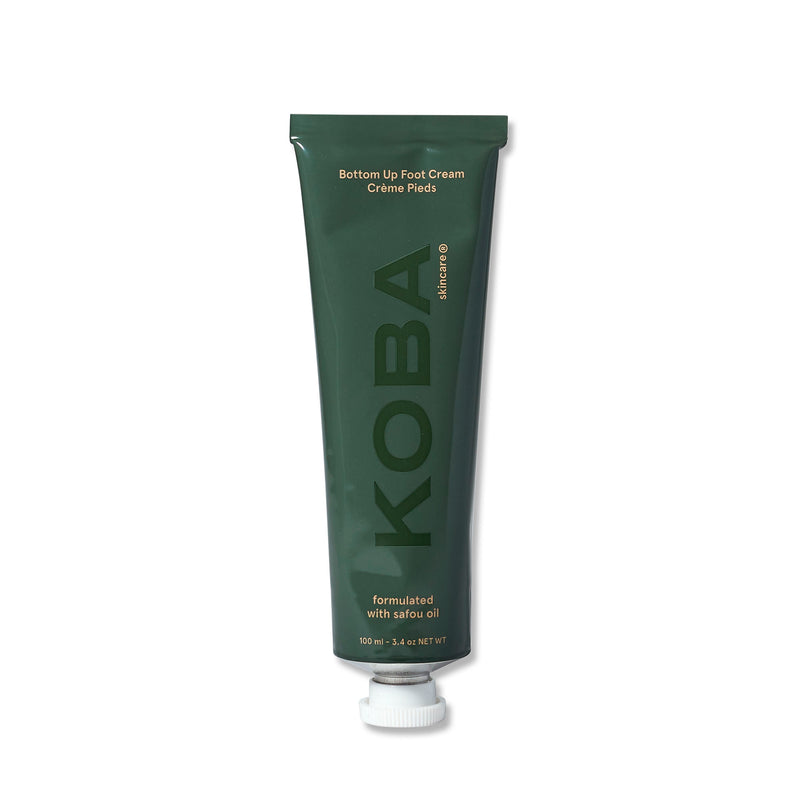 An ultra-comforting cream smooths and soothes, refines textures and rejuvenates for energised feet throughout the day. 
