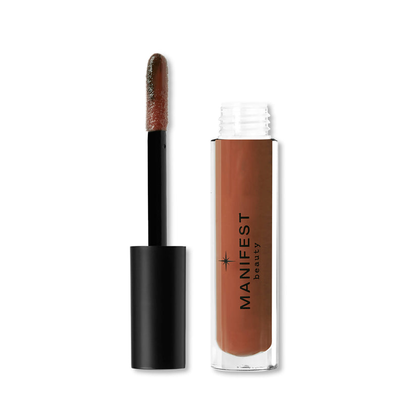 A hydrating and plumping lip oil that features Colombian chili and cinnamon extracts to visibly smooth and enhance the appearance of lips.