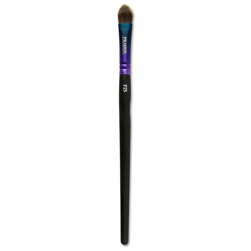 A pointed brush for easy application under the eyes, around the nose, and other hard-to-reach areas on the face.