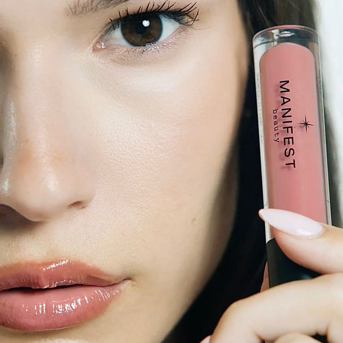 Big Pout Energy Chili-Infused Lip Plumping Oil - Manifest Beauty