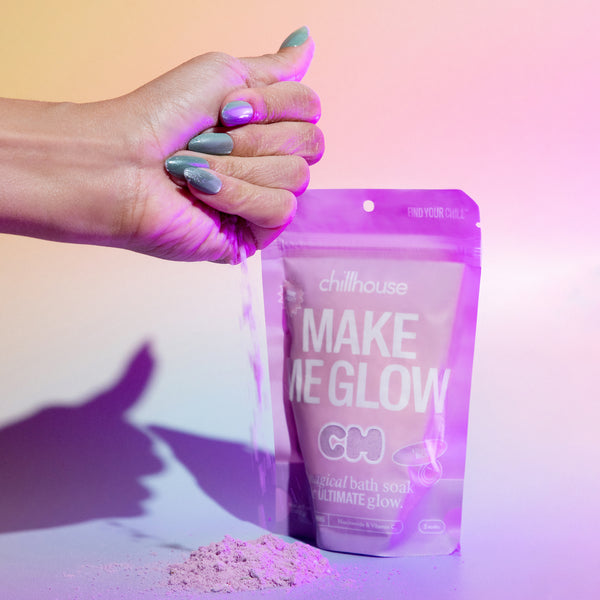 A luxurious bath soak featuring vitamin C and niacinamide to make you glow.