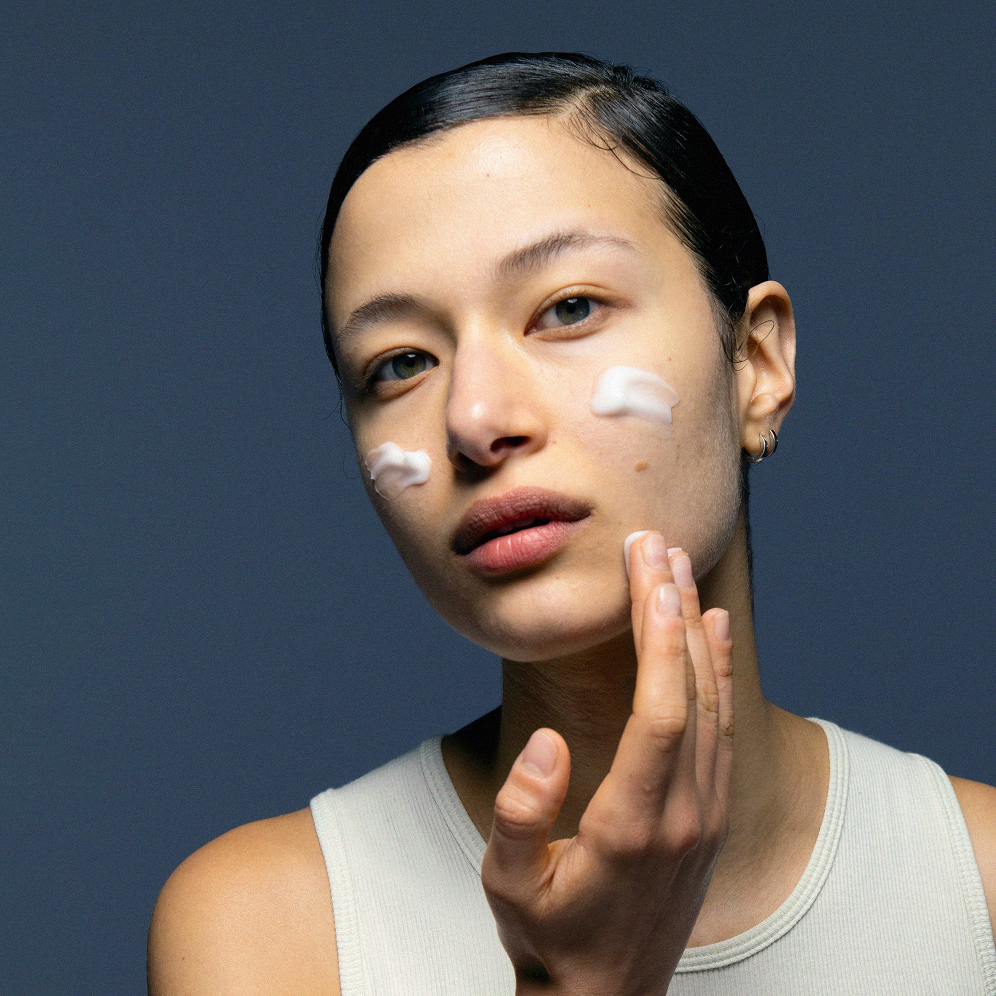 Humanrace Skincare  7D Facial Gel Cleanser & Moisturizing S