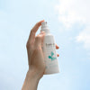 This facial toner instantly refreshes and removes traces of makeup after cleansing while balancing the skin’s pH level.