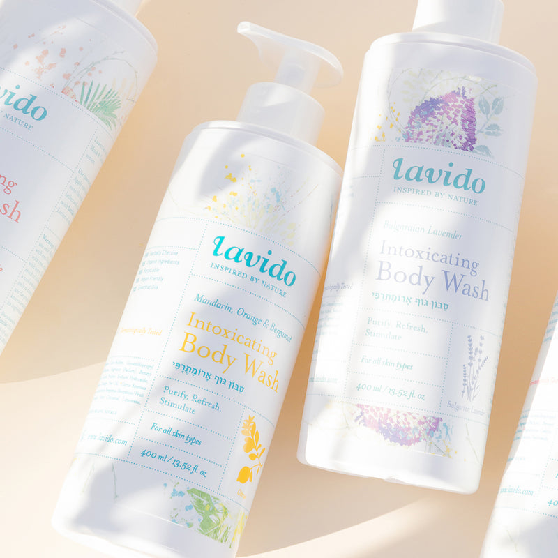 A cleansing body wash that refreshes and hydrates with aromatic citrus essential oils.