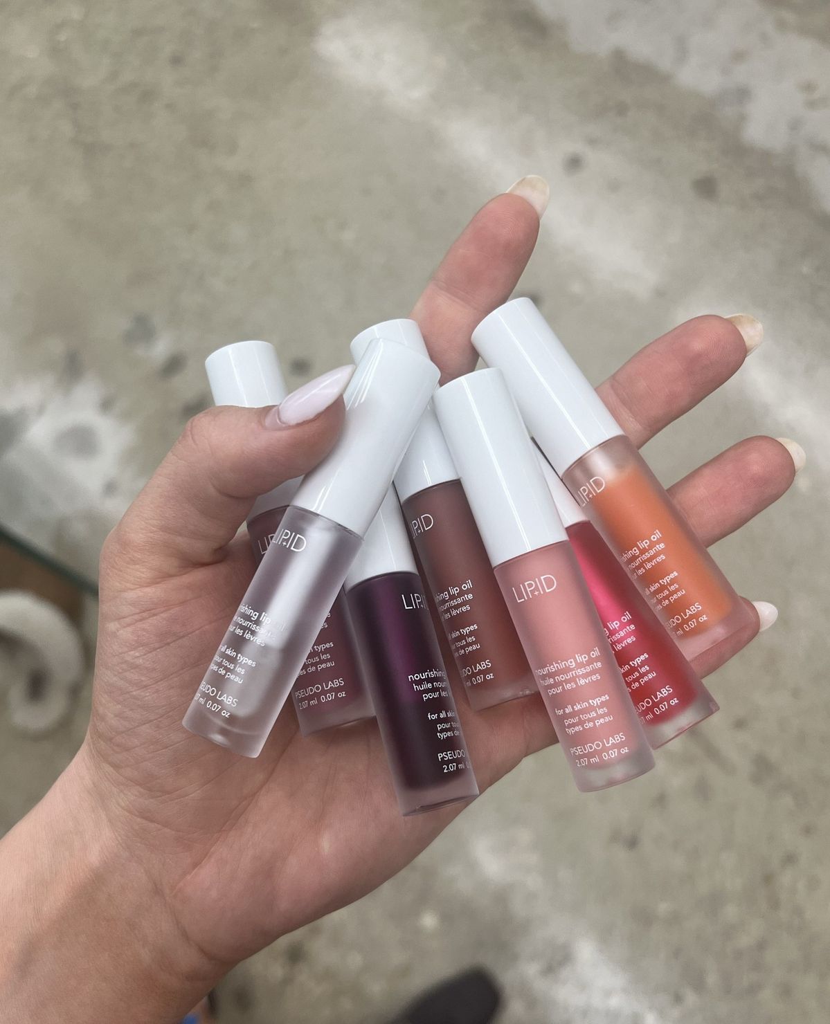 LIPID Hydrating Lip Oil - Pseudo Labs