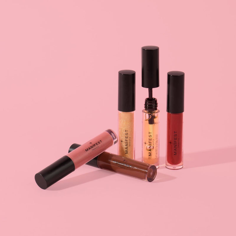 A hydrating and plumping lip oil that features Colombian chili and cinnamon extracts to visibly smooth and enhance the appearance of lips.