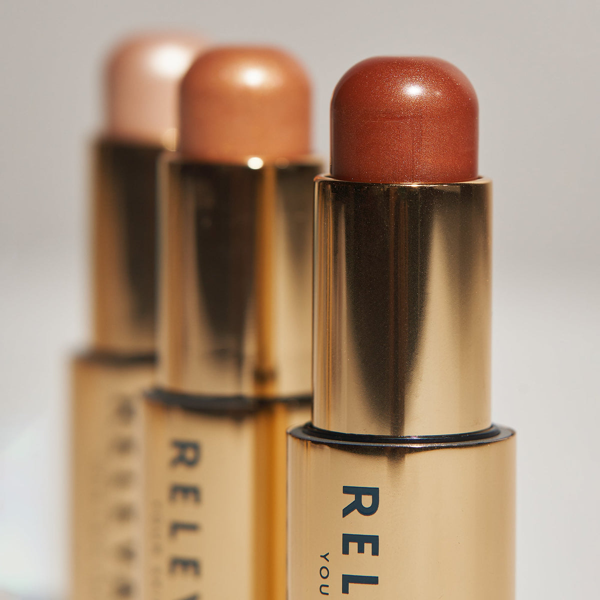 Rele-Wand™ Glossy Highlighter - Relevant: Your Skin Seen