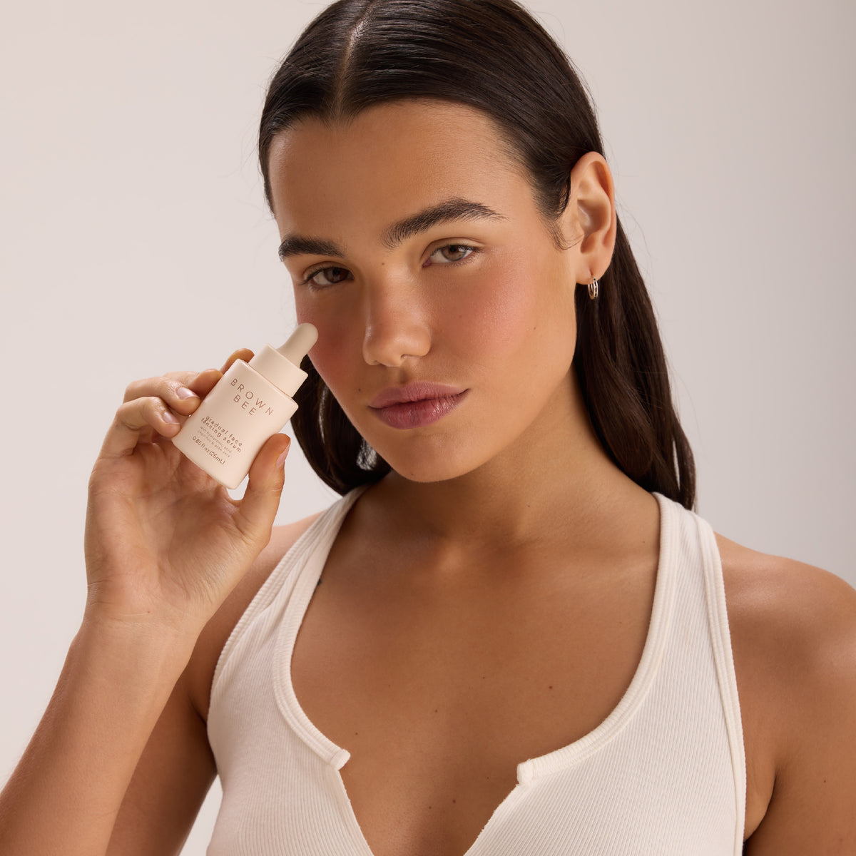Gradual Face Tanning Serum - Brown Bee