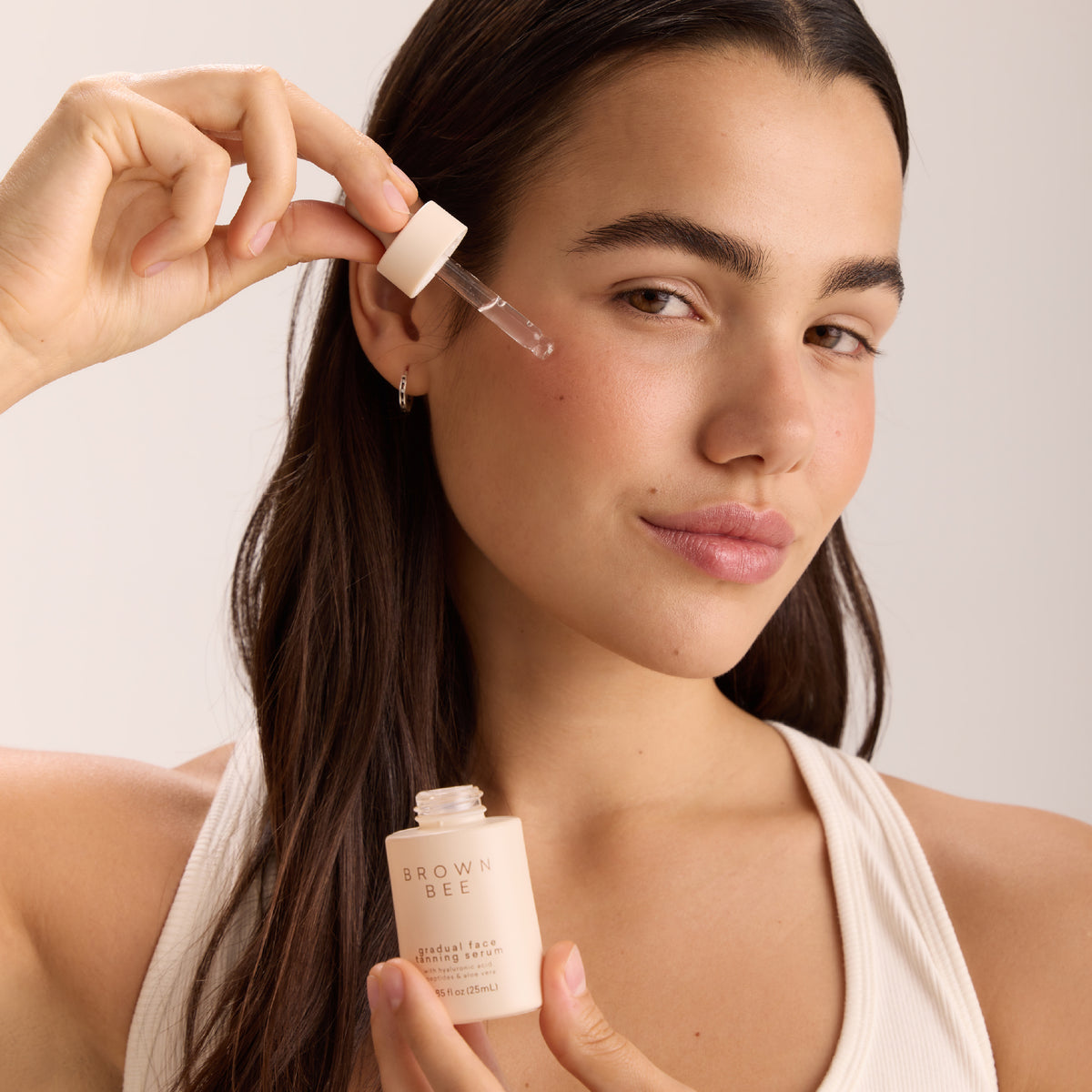 Gradual Face Tanning Serum - Brown Bee