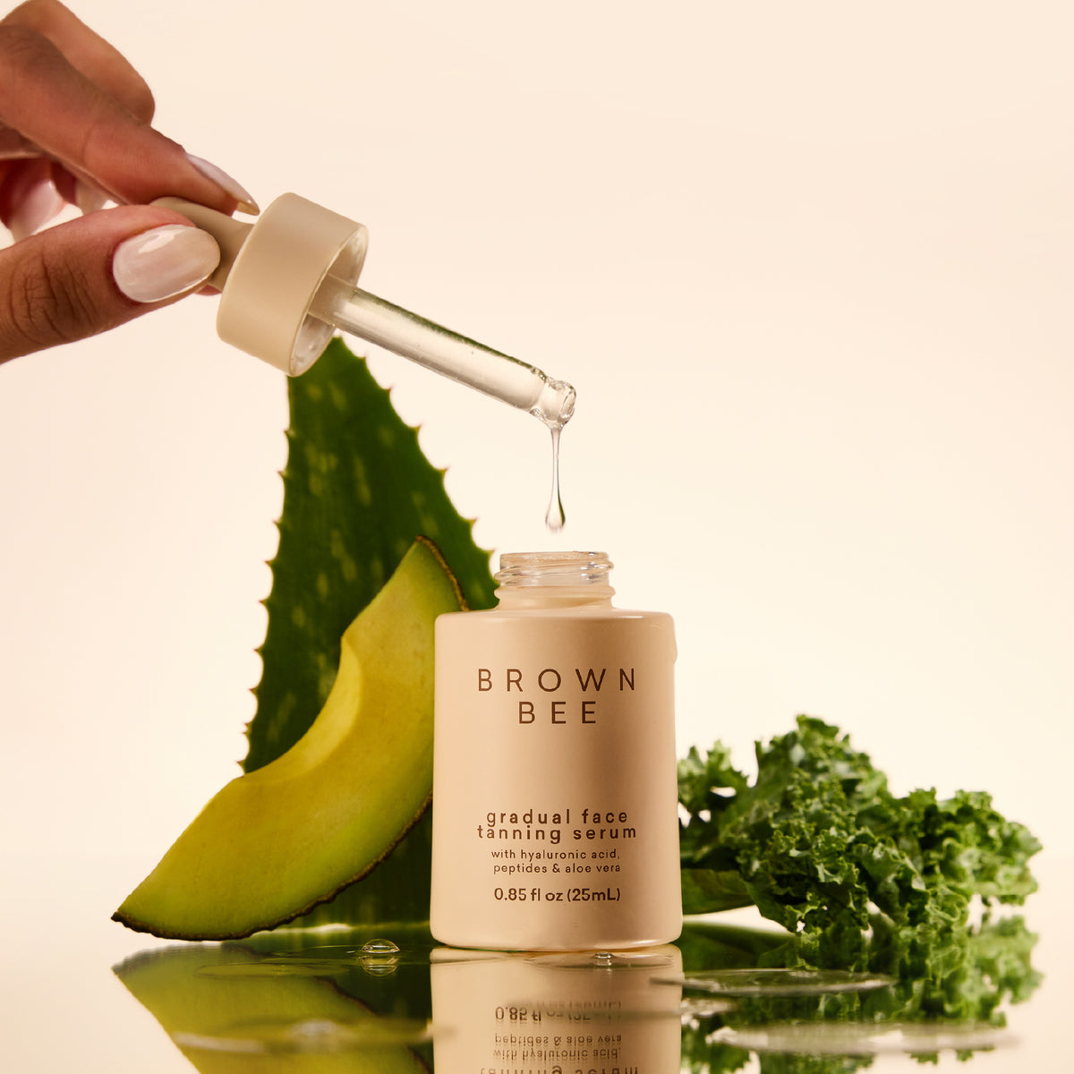 Gradual Face Tanning Serum - Brown Bee