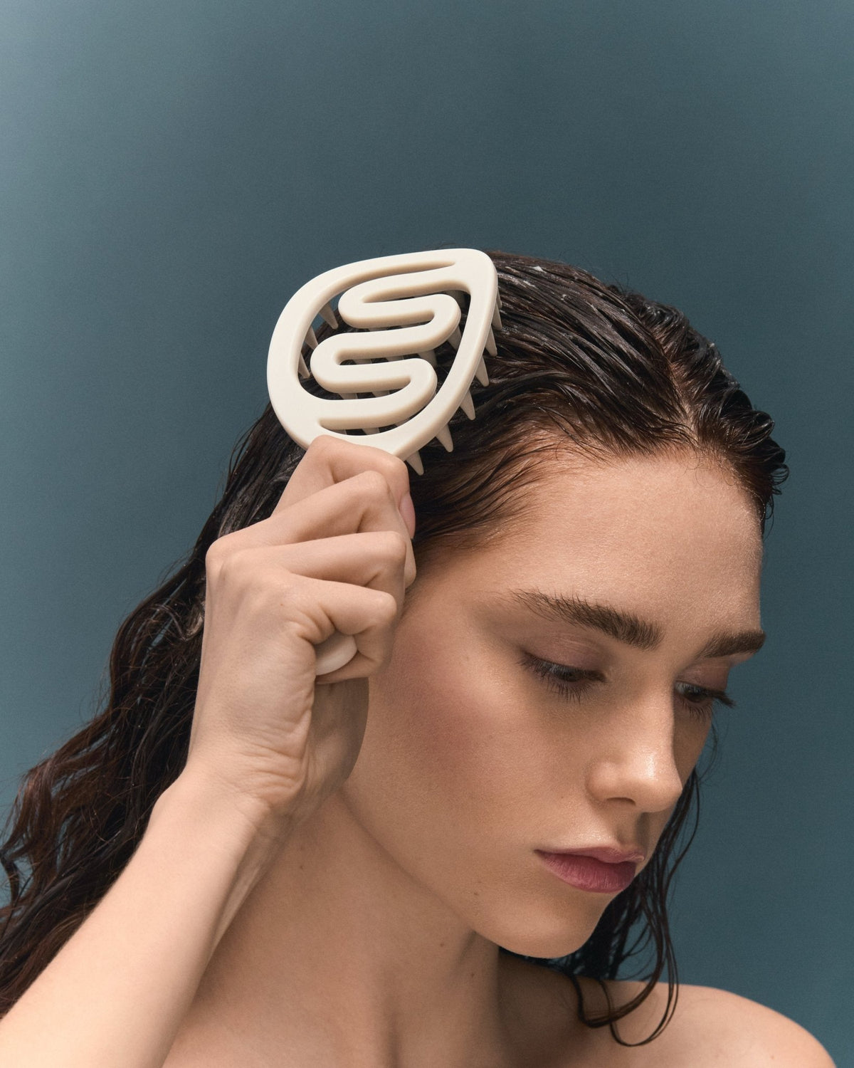 The Scalp Massager - Thirteen LuneBrushBase-KBASEK-SM-PID51164The Scalp Massager