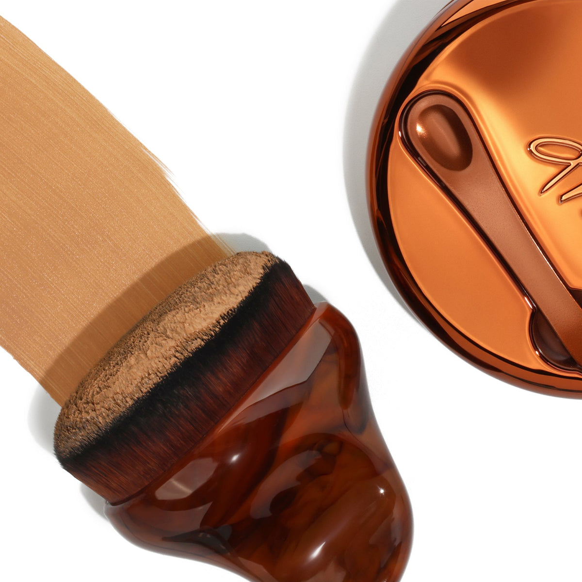 Yummy Face 2.0 Teardrop Kabuki Complexion Brush - Danessa Myricks Beauty
