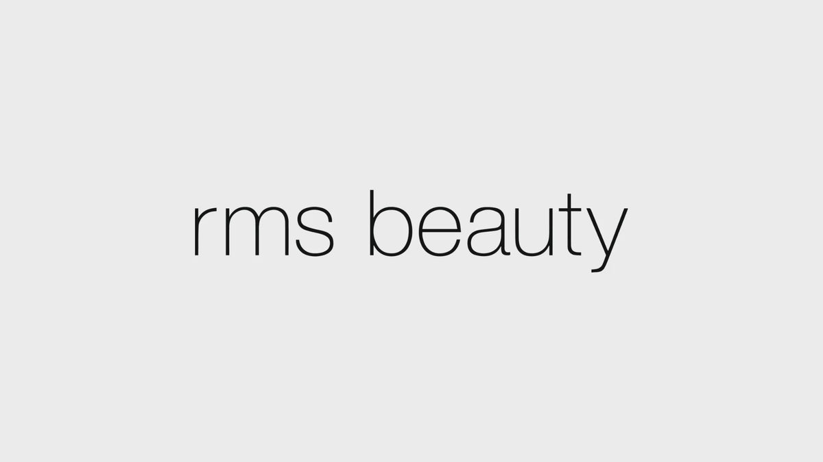 A universal highlighting cream for the face that can be used alone, as a base, or mixed with foundation to blur imperfections and create the ultimate glow.