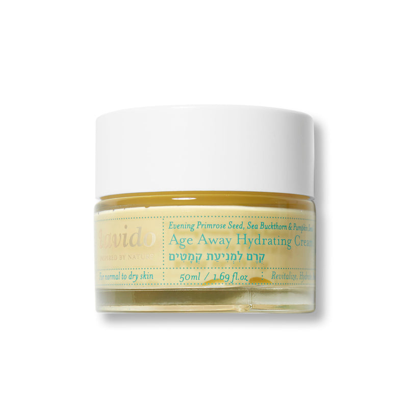 A moisturizing face cream with plant actives that is clinically proven to reduce fine lines and wrinkles as it improves texture for a healthy, youthful glow. 