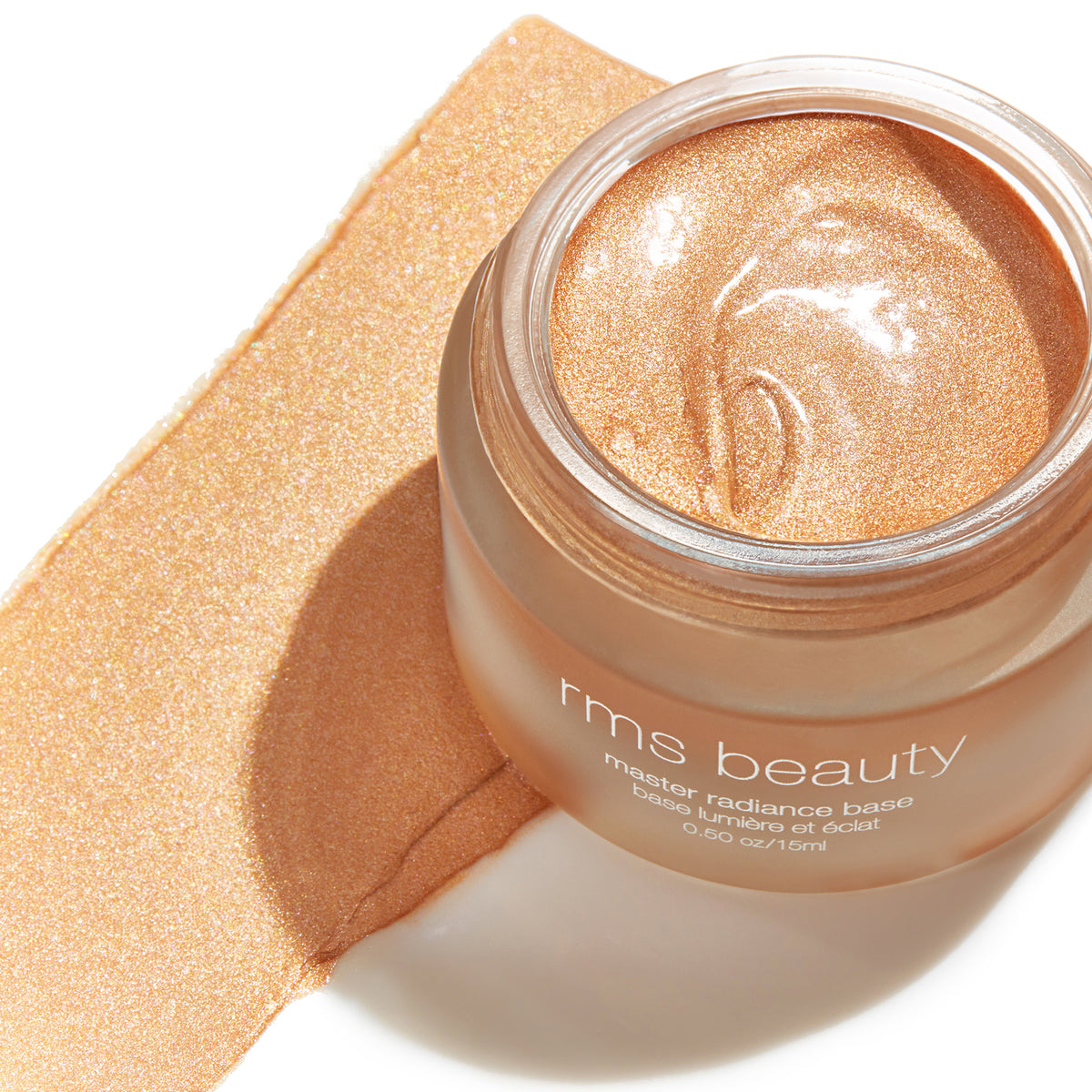 A universal highlighting cream for the face that can be used alone, as a base, or mixed with foundation to blur imperfections and create the ultimate glow.